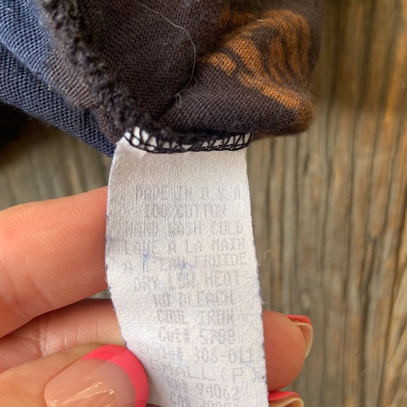 Language batik top - Picture 6 of 6